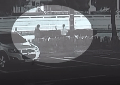 여학생 뒤밟다 갑자기 흉기…10대 피습 영상 공개