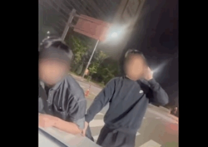 노래방서 노래만 불렀는데…40대 부부 차 막고 경찰 부른 유튜버