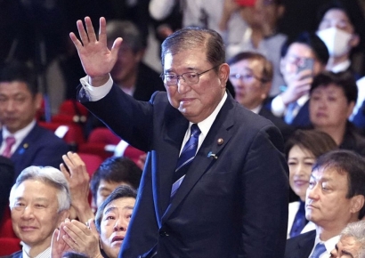 '4전5기' 끝에 日총리 당선된 이시바…한일관계 여파는?(종합)