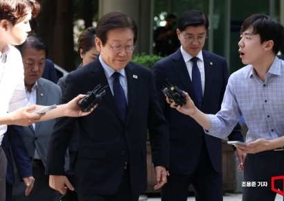 [포토] 법정 향하는 이재명 대표
