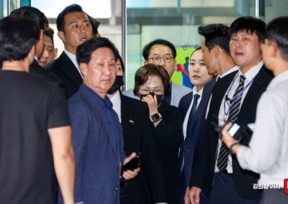 [포토] 박희영 용산구청장 '무죄' 울분 터뜨린 유가족