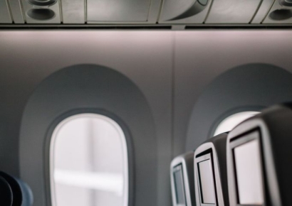 제주행 기내서 발작 일으킨 승객에 승무원·승객들 '한마음' 대처 나서