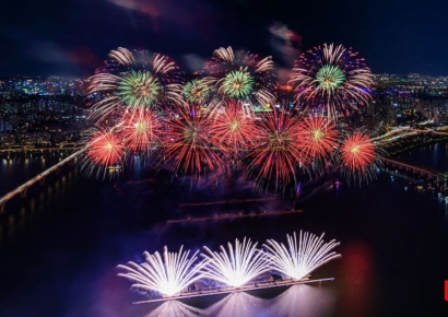 "16만원 넘어도 삽니다" 5일 개막 '세계불꽃축제' 명당 공략법[AK라디오]