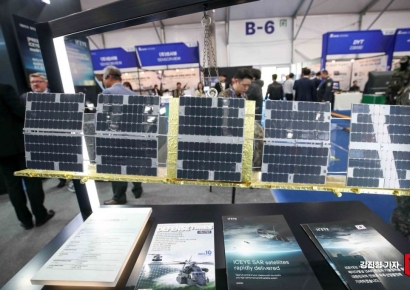 [포토] 아이스아이, 'SAR 위성 모델 공개'