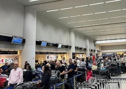 "이스라엘 공습으로 끔찍한 상황"…레바논 국민 '엑소더스' 행렬