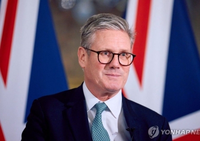 英총리, '선물 논란' 스위프트 티켓값 등 1000만원 갚아