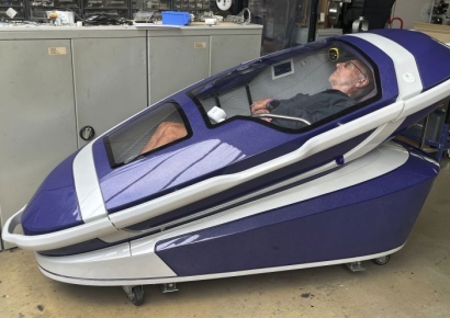 한 달 만에 370명 몰렸다…5분 만에 사망 '안락사 캡슐' 첫 가동 그후 