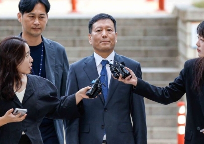 [포토] 법원 들어서는 구영배 큐텐 대표