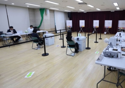 [포토] 발길 뜸한 서울시교육감 사전투표