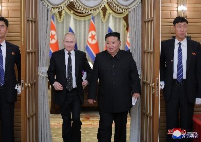 묵묵부답 北…보란듯이 푸틴엔 "진정한 전우·동맹"