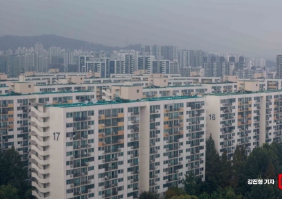 전국 아파트값 27주 만에 하락 전환…지난주보다 0.01%↓