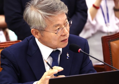 이재명 "국감기간 골프 라운딩 '민형배'에 '엄중 경고'"