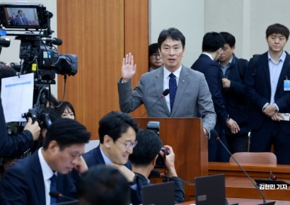 [포토] 이복현 금감원장 "책무구조도 안착, 내부통제 강화 지원할 것"