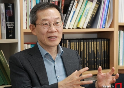 "삼성, 폐쇄적인 태도와 과도한 자부심 혁신 저해"[삼성 위기진단]①