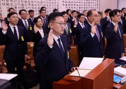 [포토] 국정감사 선서하는 검사장들