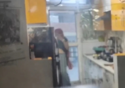 "가사도우미가 소변으로 요리…간질환 증상 나타나" 충격에 빠진 가족