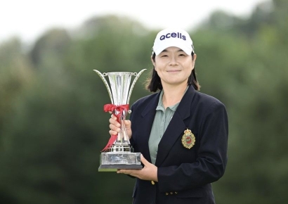 이민영 "일본에서 우승 소식 전해요"