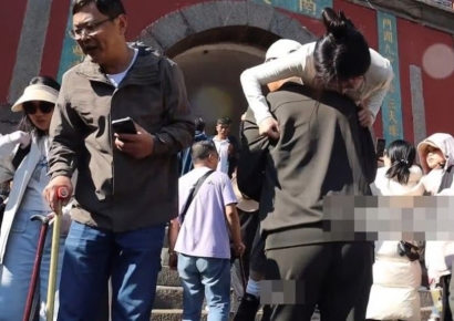 "키 크고 잘생긴 대학생 구합니다"…등산 동행 서비스에 난리난 中