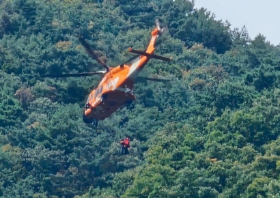 힘들게 업고 내려왔더니 두 발로 귀가…구조대원 울리는 얌체등산객