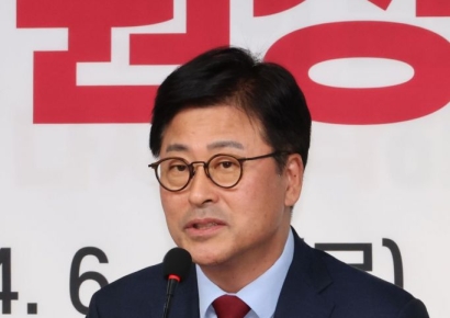 김종혁 "한동훈 정치 은퇴한 적 없어, 상황 지켜보고 있는 듯"