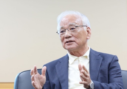 고려아연 경영권 분쟁 '표대결' 앞두고…두 가문, 지분 변동 왜?