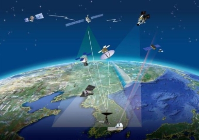 軍 정찰위성 3호기 연내 발사…'대북감시 SAR' 탑재