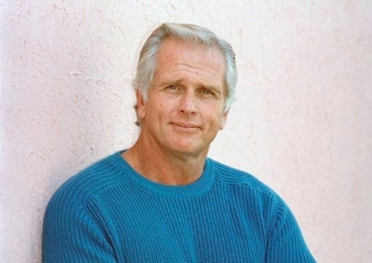 원조 '타잔' 배우 론 엘리, 86세로 별세…연기 중 사자에게 물리기도