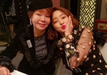 별세 김수미 누구…TV·영화 넘나들고 사업가·작가까지 '만랩 스타'