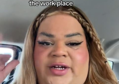 "얌전하고 조용하게 멋부린다"…밈에서 탄생한 '드뮤어룩' [청춘보고서]