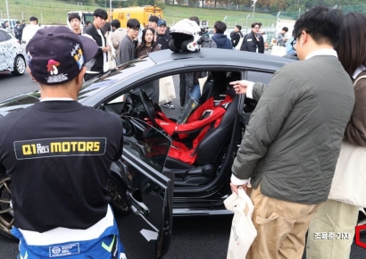 [포토] 실물로 보는 레이싱 카