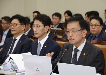 최상목 “지난해 2분기가 바닥…경기 침체 우려는 아냐”