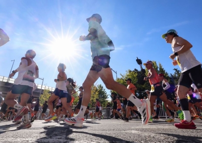 MZ가 푹 빠진 마라톤, 몸만 있으면 된다?…참가비부터 장비까지 '돈'[조선물가실록]