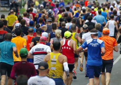 "마라톤 완주하면 집값 2000만원 깎아준다"…부동산 침체 속 中지방도시 특단책