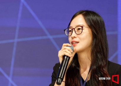 [포토] 발언하는 '굿파트너' 작가 최유나 변호사