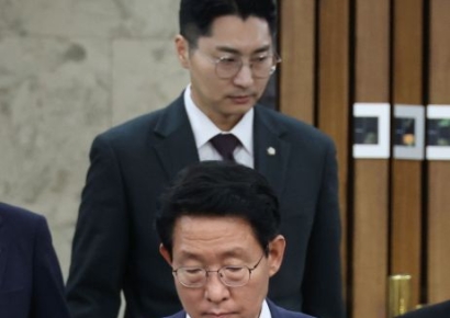 친윤계, 尹대통령 엄호 총력전…"법적문제 없어"·"막가파 폭로"