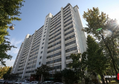 40년 산 집 떠나는 노인들…"재건축 하면 어디로 가라고"[내 집을 시니어하우스로] 