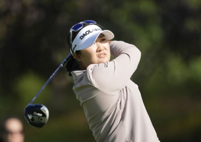 유해란 6언더파 몰아치기…‘아쉽다, 1타 차 3위’