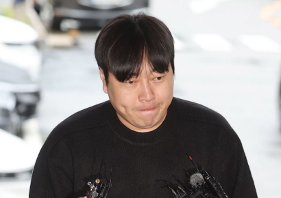 코미디언 이진호, 뇌출혈로 중환자실 입원