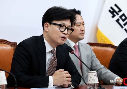 한동훈 "대통령 사과·대통령실 쇄신, 김 여사 외부 활동 중단" 촉구