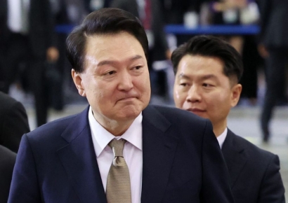 박성민 "尹 국정지지율 19%…레임덕 넘어 데드덕"