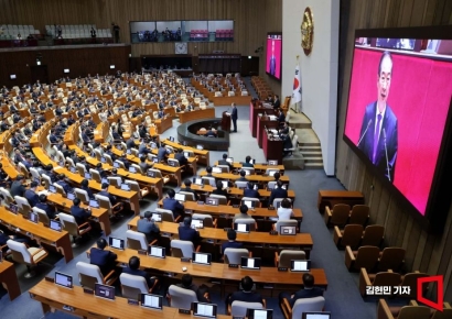 우원식 "尹시정연설 불참, 국민에 대한 권리 침해"…與에서도 비판