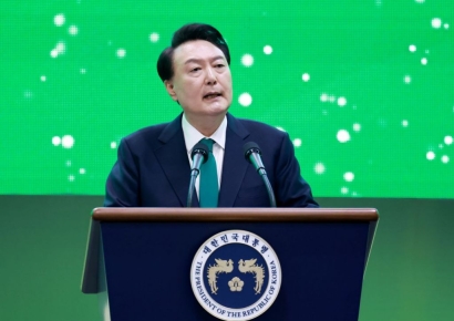 잇따르는 대학가 시국선언…한양대 교수 51명 "尹 대통령 퇴진 촉구"