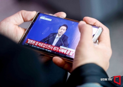 10명 가운데 7명, 尹대통령 기자회견 '공감 못 해'[폴폴뉴스]