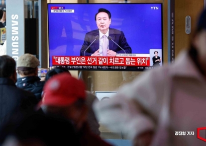 [포토] 무제한 질의응답 시작한 윤석열 대통령