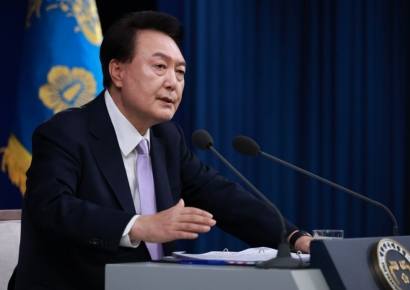 정부 "지역·민간 투자 확대 지원…소상공인 지원은 연내 마련"