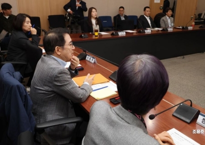 [포토] 배달플랫폼사-입점 업체 상생협의체 주재하는 이정희 위원장