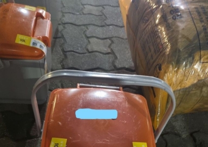 "음식물쓰레기 스티커 없이 버려줄게"…7500만원 챙긴 환경미화원들 검찰 송치