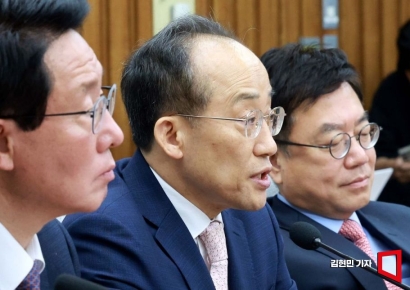 [포토] 추경호 "尹 사과 비판? 이재명, 논할 자격 없어”