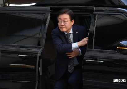 [포토] 검찰 향하는 이재명 대표