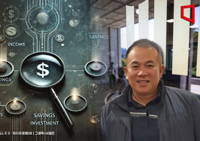 검찰 출석한 명태균 "돈의 흐름 추적하면 금방 해결될 사건"